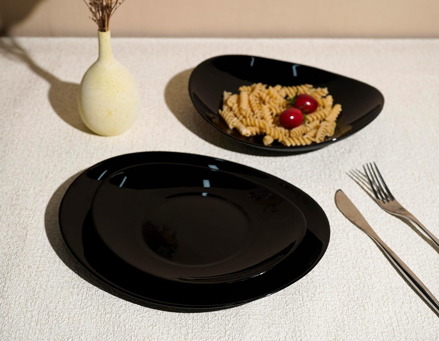 18 Pezzi Set Piatti Ovali, Nero: 6 Piani 27x24cm, 6 Fondi 23x21cm, 6 Dessert 22x20cm, Lavabile in Lavastoviglie, Microonde, Vetro, Forma Ovale, Occasione Formale